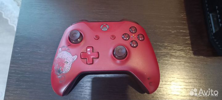 Игровая приставка xbox one