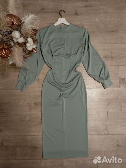 Платье-футляр (42/44)