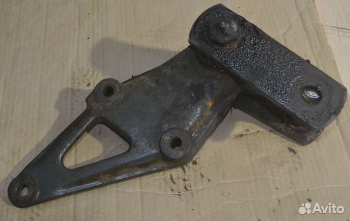 Кронштейн рессоры Renault Trucks Премиум (2000-200