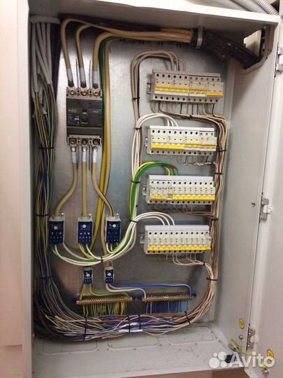 Электрик. Услуги электрика. Частный мастер