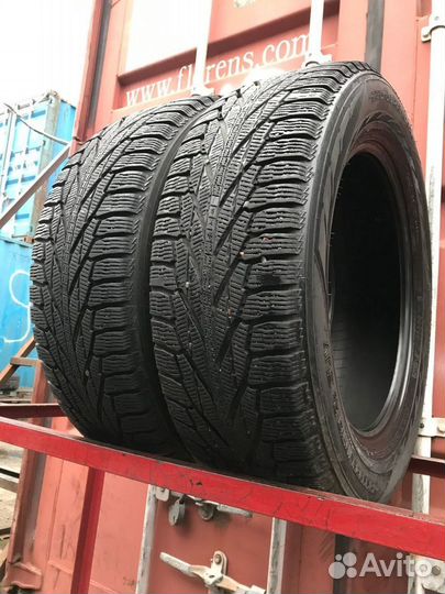 Nokian Tyres Hakkapeliitta R2 SUV 235/60 R18 95F