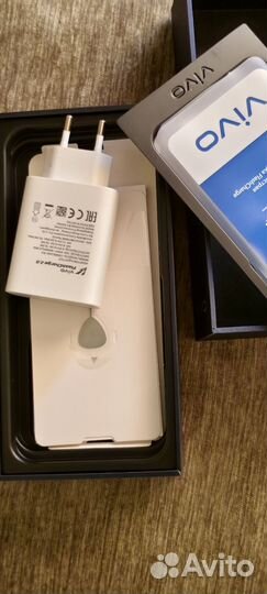 Vivo V21e, 8/128 ГБ