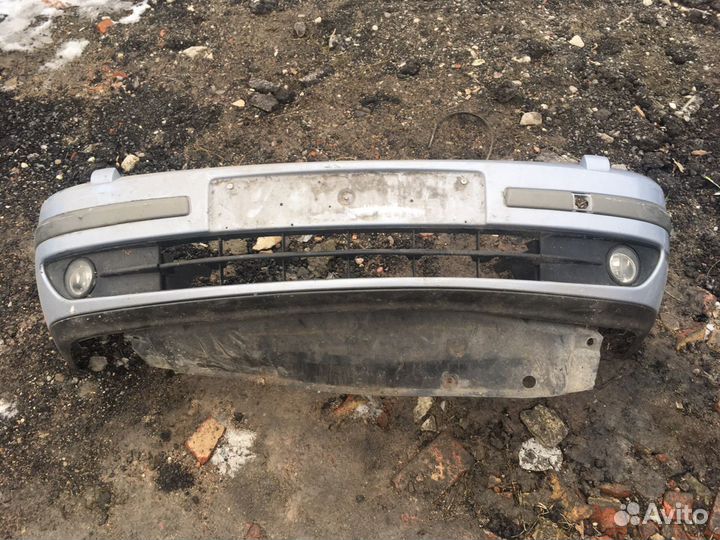 Бампер на Рено лагуна 2