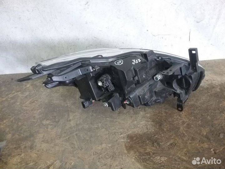 Фара левая Nissan Murano