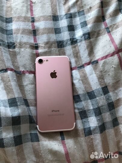 iPhone 7, 32 ГБ