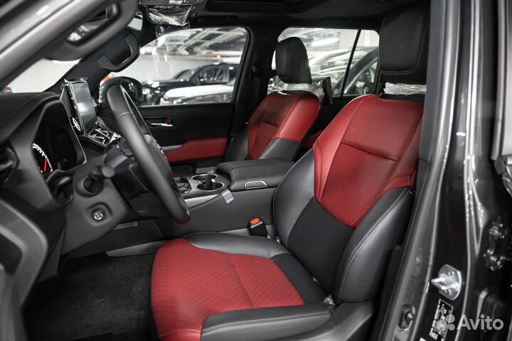 Toyota Land Cruiser 3.3 AT, 2023, 11 км