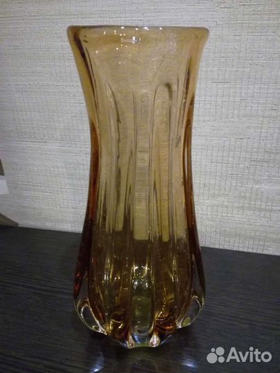 Ваза цветное стекло