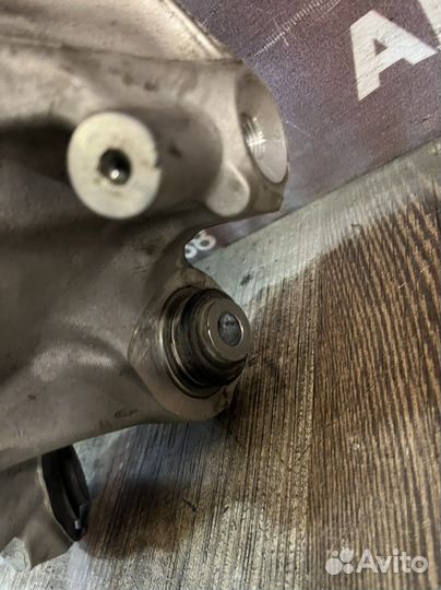 Bmw x4 g02 задний левый кулак