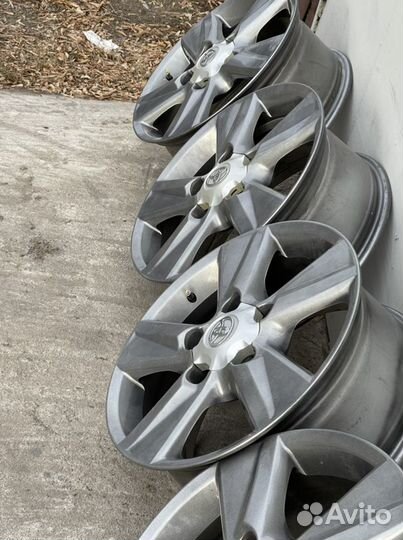 Тойота Ленд Круезер 200 диски продам R18