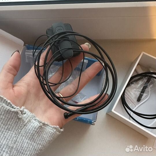 Магнитный микронаушник с выносным микрофоном