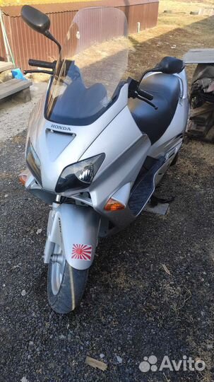 Honda forza 250