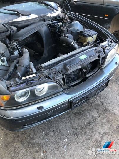 Передняя панель (телевизор) BMW 5 E39 рест. 2002