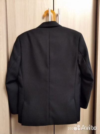 Школьный костюм