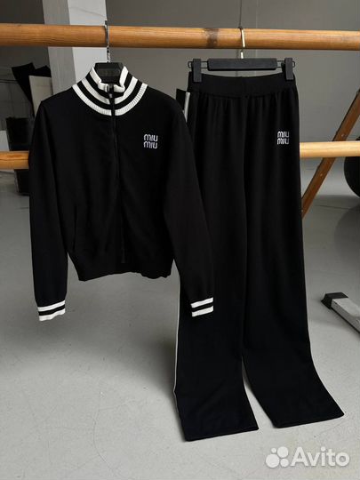 Трикотажный костюм MIU MIU