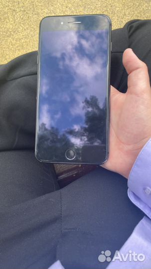 iPhone 8 Plus, 64 ГБ