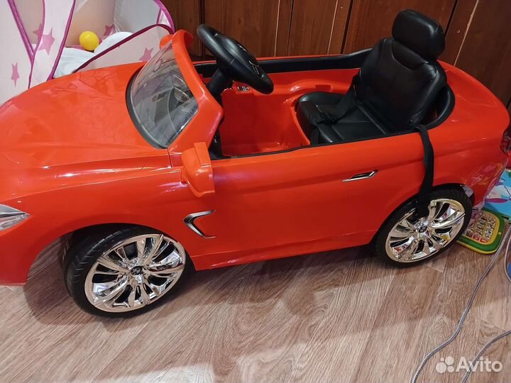 Электромобиль