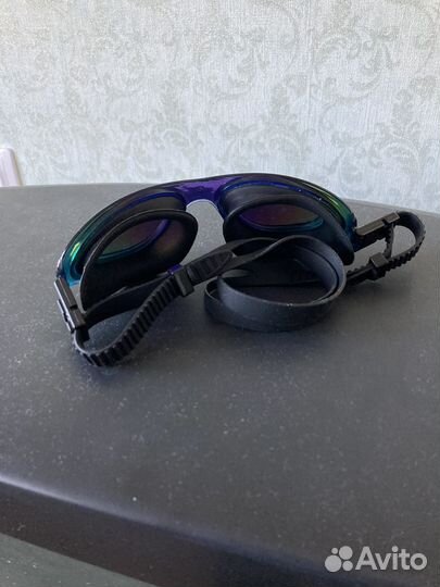 Очки для плавания