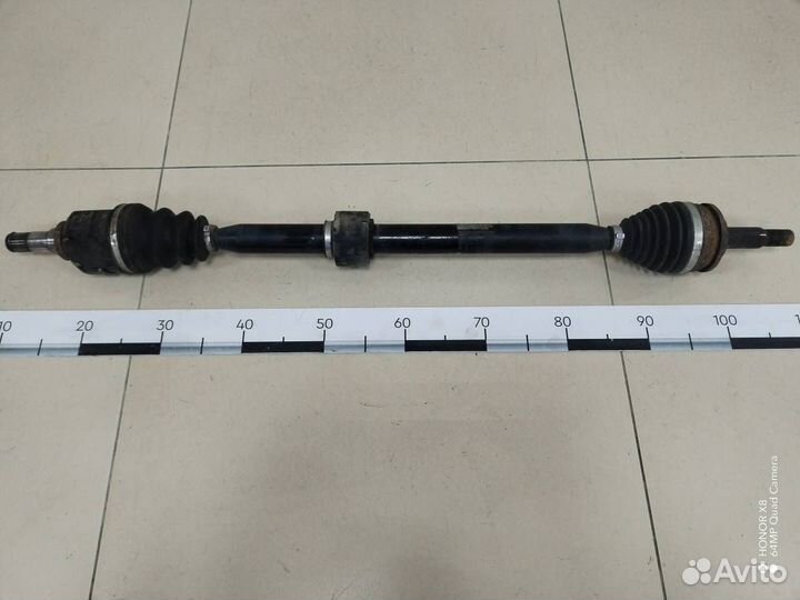 Привод передний правый Toyota Corolla E150 2006-20