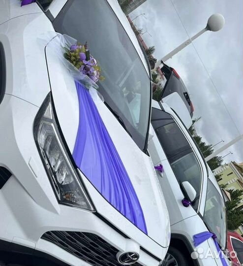 Украшения автомобиля на свадьбу