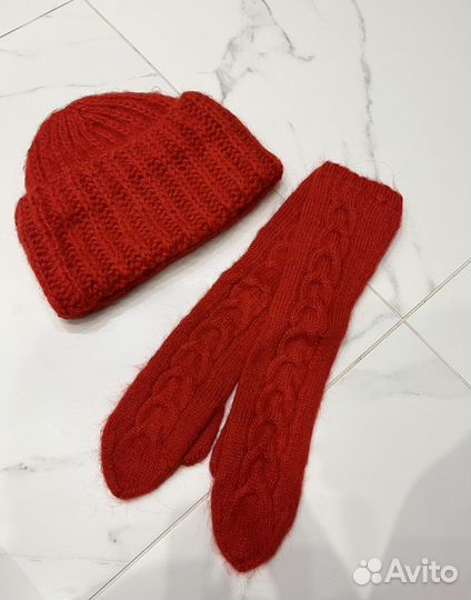 Комплект Шапка и Варежки из мохера