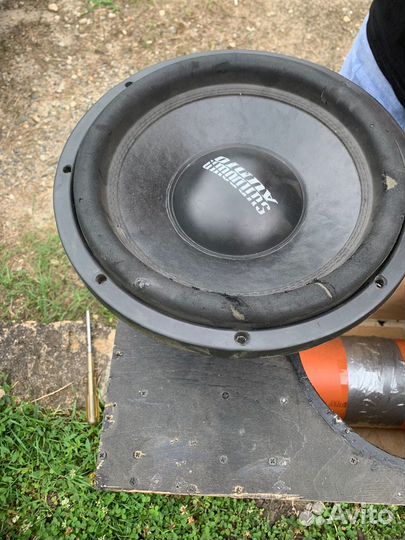 Сабвуфер сандаль