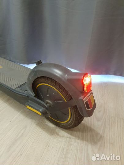 Электросамокат ninebot max g30p