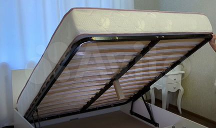 Кр�овать с ящиком для дачи и дома
