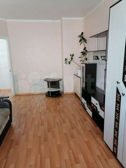 2-к. квартира, 57 м², 7/10 эт.