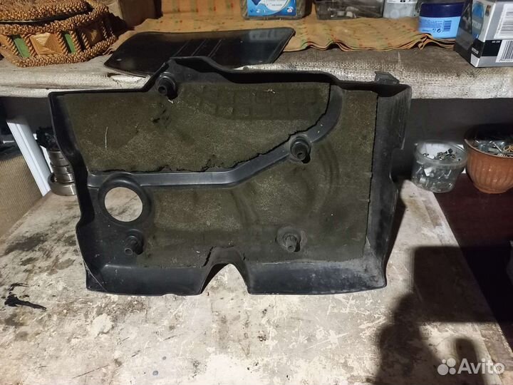 Пластик двигателя ваз