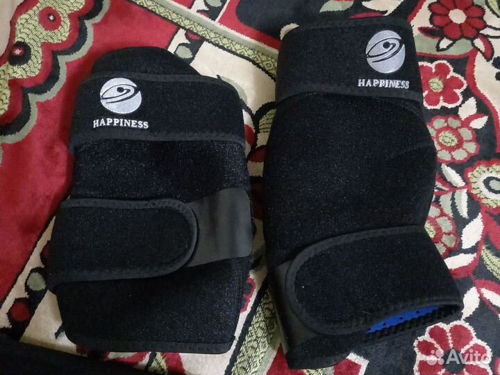 Наколенники