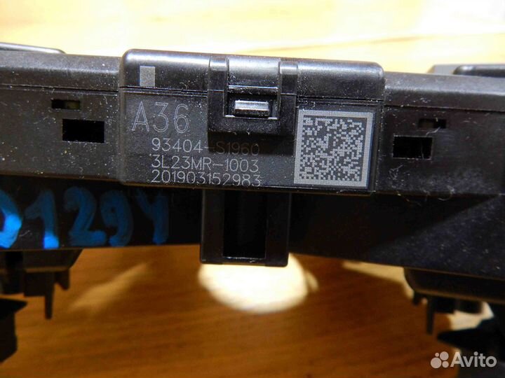 Переключатель подрулевой (стрекоза) Hyundai Santa