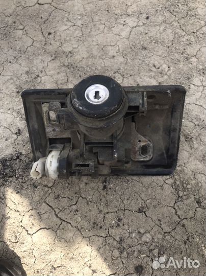 Замок крышки багажника Мерседес W210