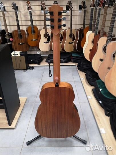 Электроакустическая гитара LAG travel-RCE