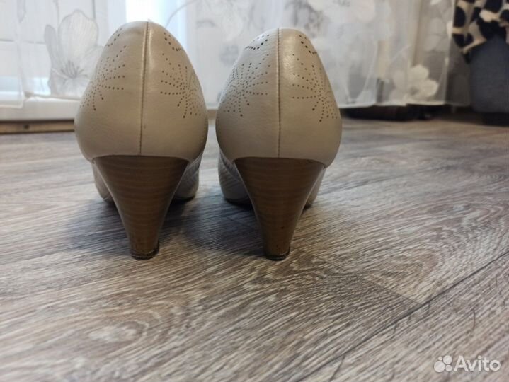 Туфли женские