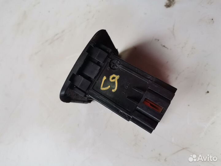 Блок управления светом Mitsubishi Lancer 9