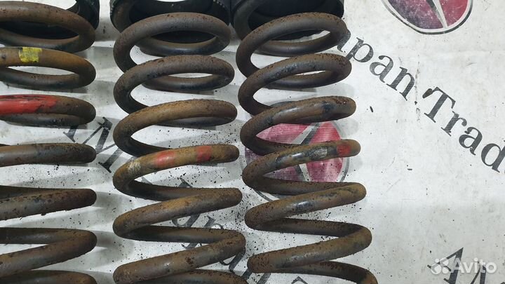 Пружины комплект на Mercedes-Benz W126