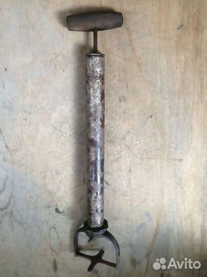 Старый насос