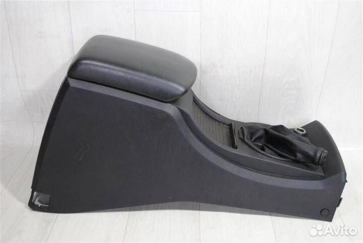 Подлокотник SsangYong Kyron Actyon Sports