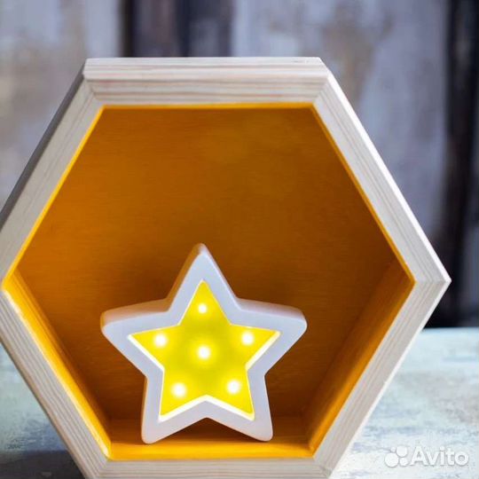 Полка настенная деревянная