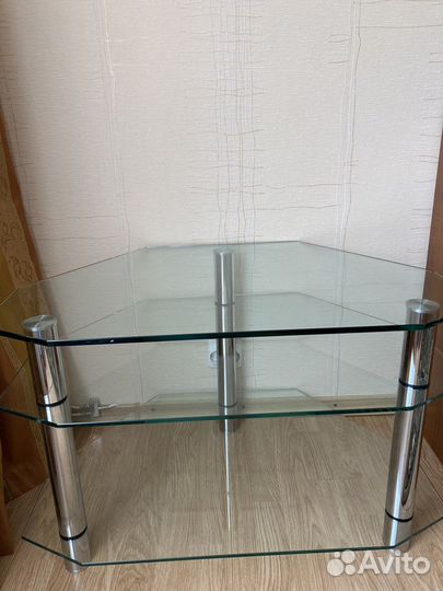 Стеклянная тумба под тв