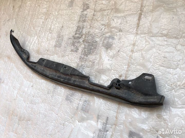 Пыльник Уплотнитель передней двери Lexus GS 05-12