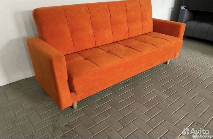 Диван книжка Эрика