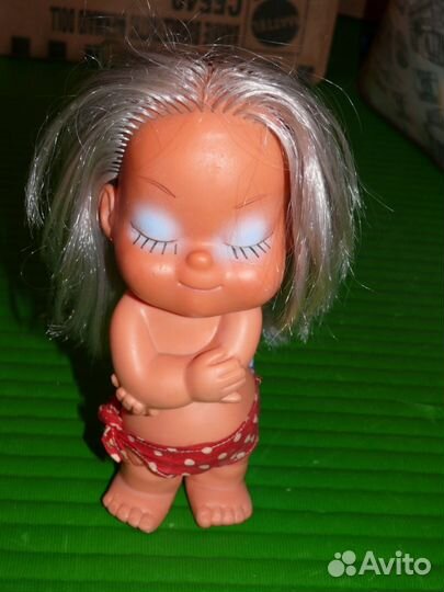 Старая резиновая кукла