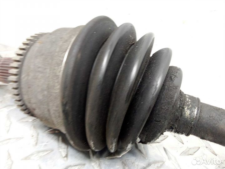 Полуось передняя L Land Rover Discovery 4 LA