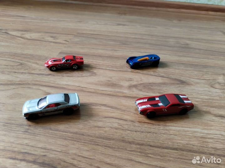 Hot wheels машинки