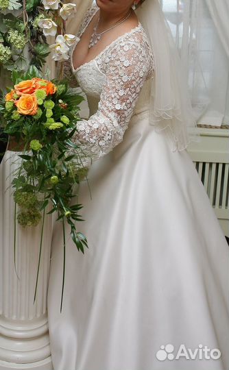 Свадебное платье 48 50 бу