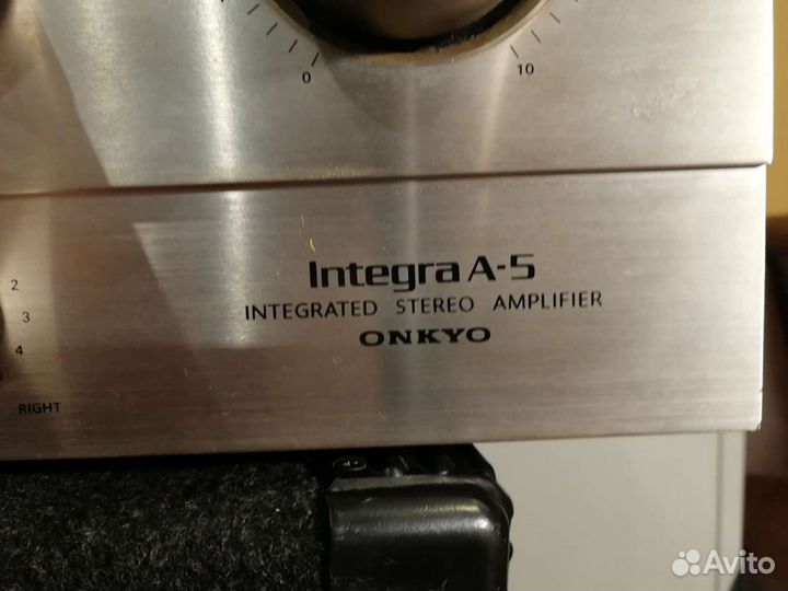 Усилитель Onkyo Integra A-5