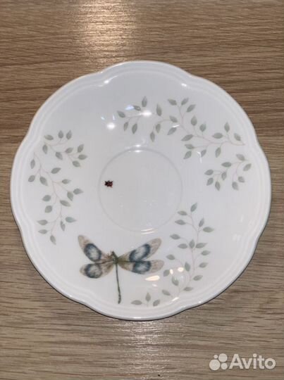 Блюдце butterfly meadow