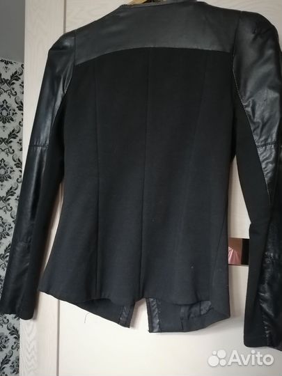 Пиджак женский черный