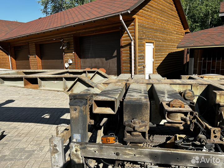 Полуприцеп контейнеровоз Broshuis Container Chassis, 1995